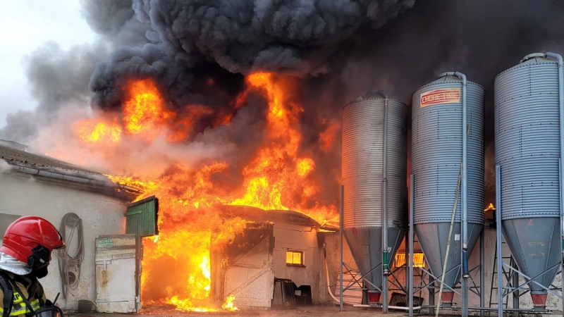 8/8 Ogromny pożar kurnika w Baczynie