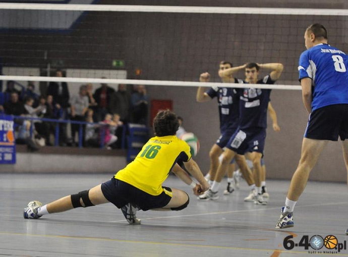 90/93 Orzeł Międzyrzecz - Morze Bałtyk Szczecin 3:2 (40:38, 20:25, 25:22, 19:25, 15:13)