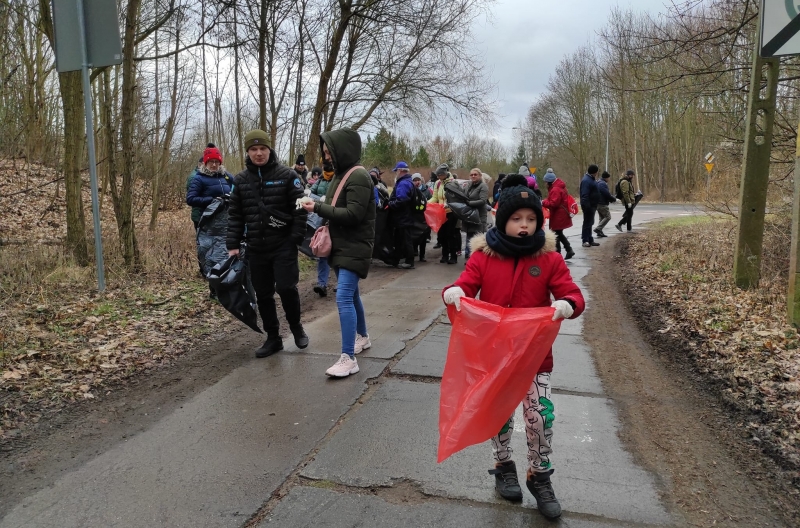 5/13 Spacer wzdłuż rzeki Srebrnej połączony ze sprzątaniem