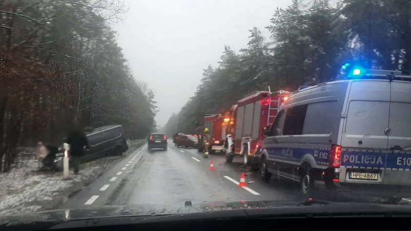 3/5 Zderzenie 3 pojazdów na DK22 koło Gorzowa