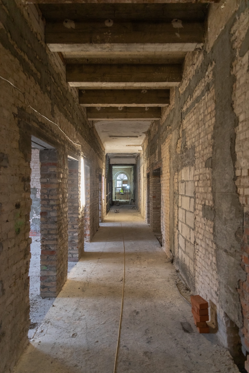 3/6 Dawny szpital zamienia się w internat. Postęp prac marzec 2023