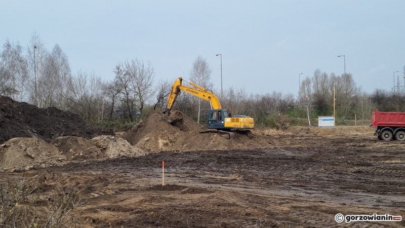 3/12 Budowa stacji paliw na skrzyżowaniu ul. Kasprzaka i Koniawskiej
