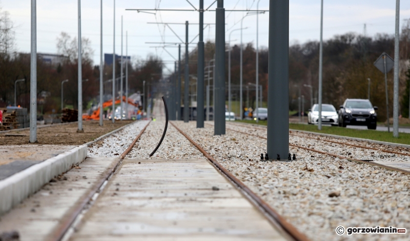 7/10 Wykonawca schodzi z placu budowy DK22