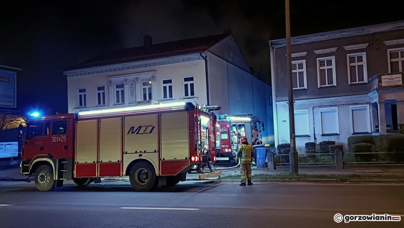 2/7 Pożar garaży i budynków gospodarczych przy ul. Kosynierów Gdyńskich w Gorzowie