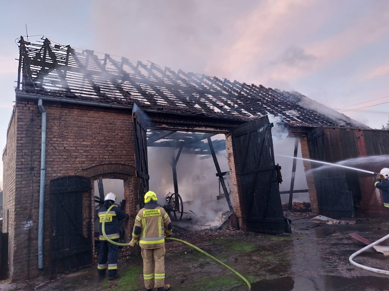 6/12 Pożar stodoły w Lubnie