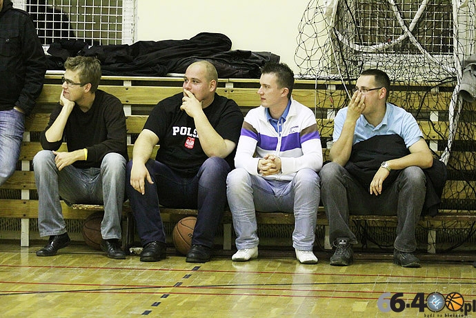 11/25 GLAK: Admirator - 66-400.pl 81:33