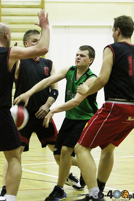 22/25 GLAK: Admirator - 66-400.pl 81:33