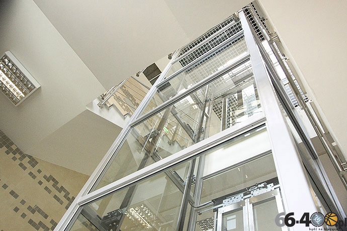 12/29 Gorzów: Była wojskowa stołówka, dziś aula PWSZ