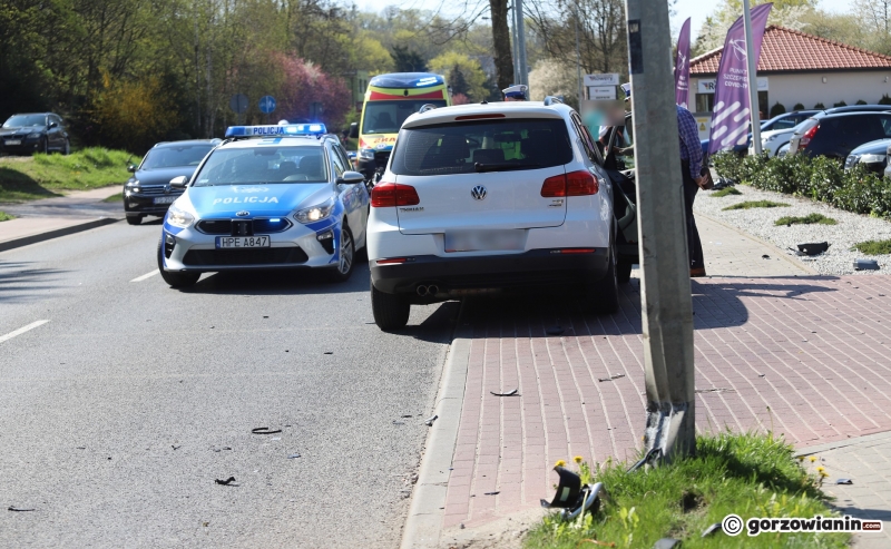 7/9 Wymusił pierwszeństwo i uderzył w policyjny motocykl