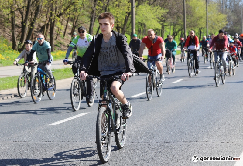 13/27 Wiosenna masa rowerowa w Gorzowie