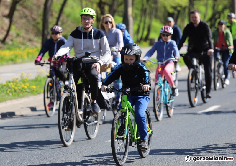 16/27 Wiosenna masa rowerowa w Gorzowie