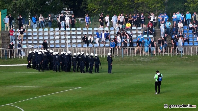 12/14 Interwencja policji na meczu Stilon Gorzów - Odra Wodzisław