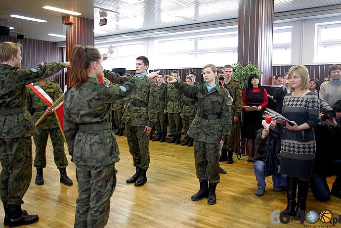 6/11 Gorzów: Ślubowanie kadetów klas wojskowych ZSTiO