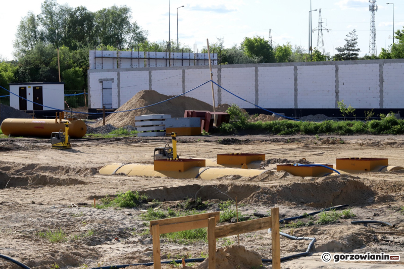 9/14 Budowa stacji paliw i Biedronki na Zakanalu