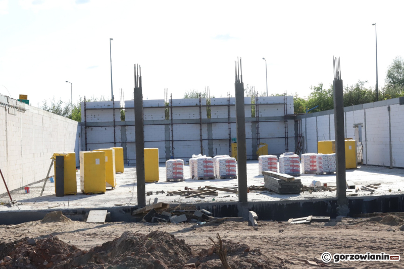 14/14 Budowa stacji paliw i Biedronki na Zakanalu