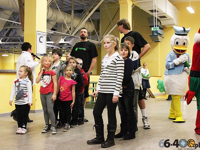 7/25 Akcja Charytatywna dla Karoliny