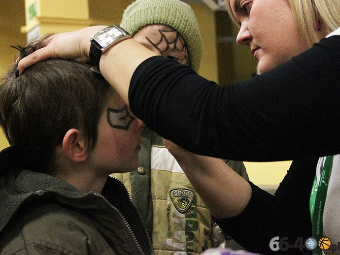 20/25 Akcja Charytatywna dla Karoliny