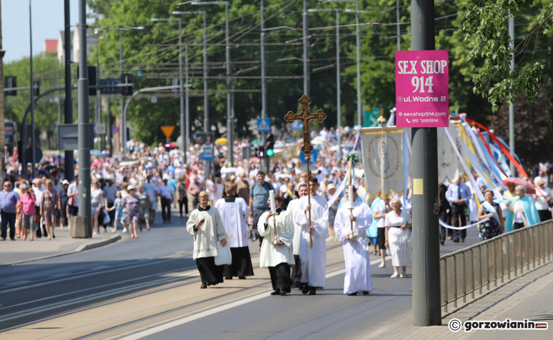 21/21 Boże Ciało w Gorzowie. Procesja Bożego Ciała w Gorzowie