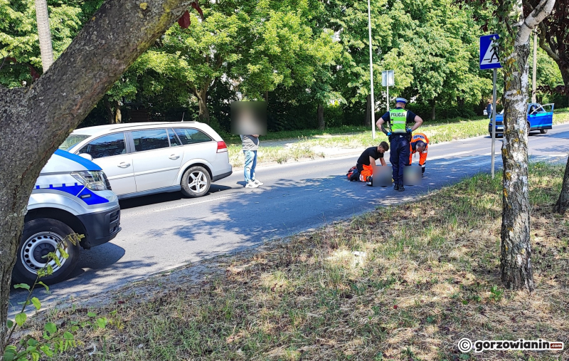 2/5 Kierujący oplem potrącił 71-latkę na pasach przy ul. Bora-Komorowskiego