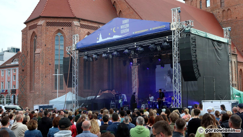 4/15 Tłumy gorzowian na koncercie Natalii Przybysz
