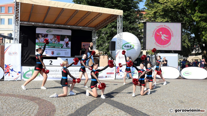 9/36 Gorzowska Nadwarciańska Dycha. Biegacze opanowali ulice Gorzowa