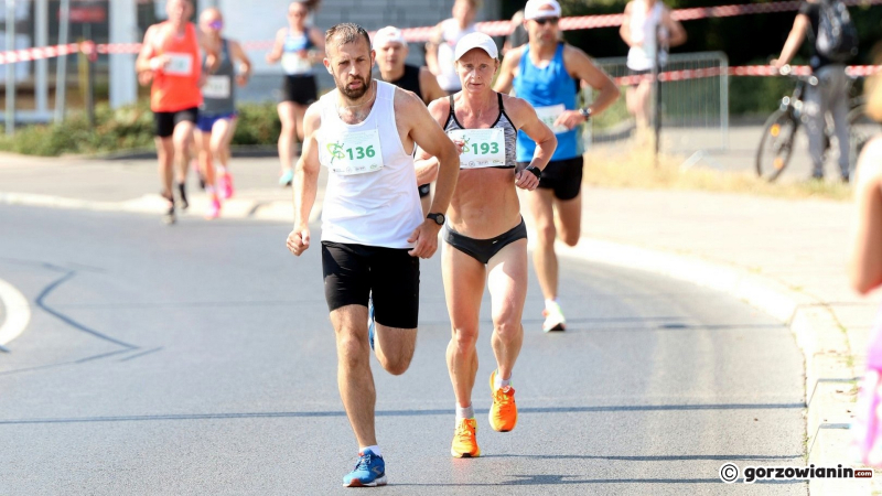 15/36 Gorzowska Nadwarciańska Dycha. Biegacze opanowali ulice Gorzowa