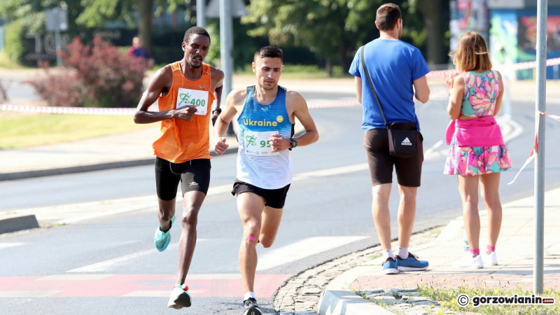 16/36 Gorzowska Nadwarciańska Dycha. Biegacze opanowali ulice Gorzowa