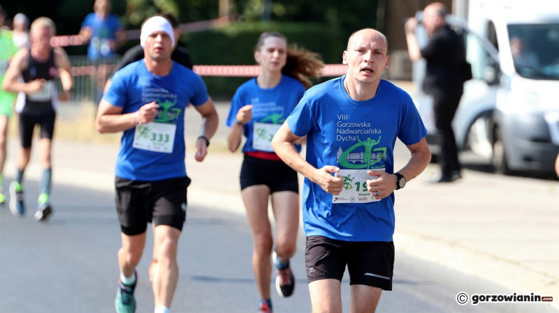 23/36 Gorzowska Nadwarciańska Dycha. Biegacze opanowali ulice Gorzowa
