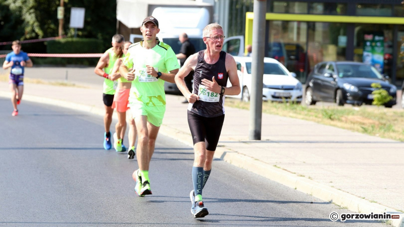 24/36 Gorzowska Nadwarciańska Dycha. Biegacze opanowali ulice Gorzowa
