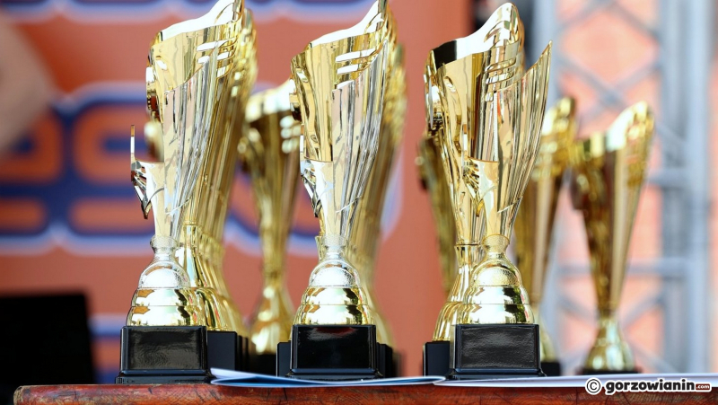 35/36 Gorzowska Nadwarciańska Dycha. Biegacze opanowali ulice Gorzowa