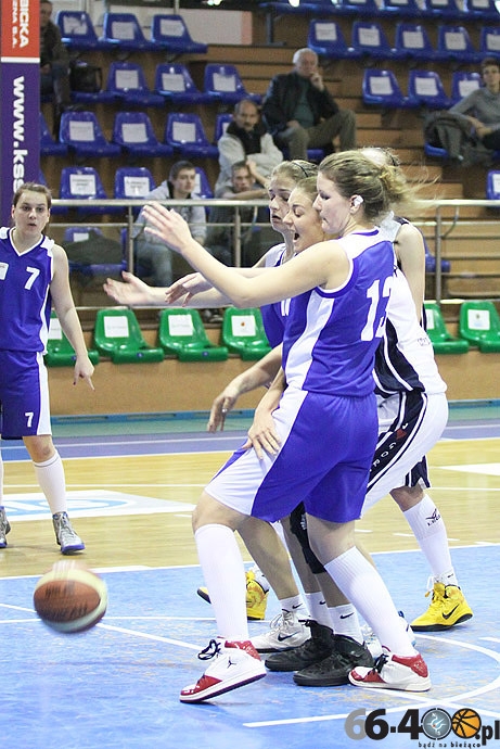 17/23 AZS PWSZ Gorzów - MKS MOS Wrocław 133:31 (34:2, 32:2, 37:9, 31:18)