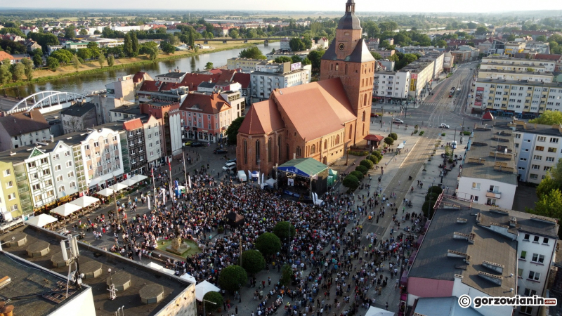 1/19 Mrozu w Gorzowie. Zobacz jak wyglądał koncert na Starym Rynku