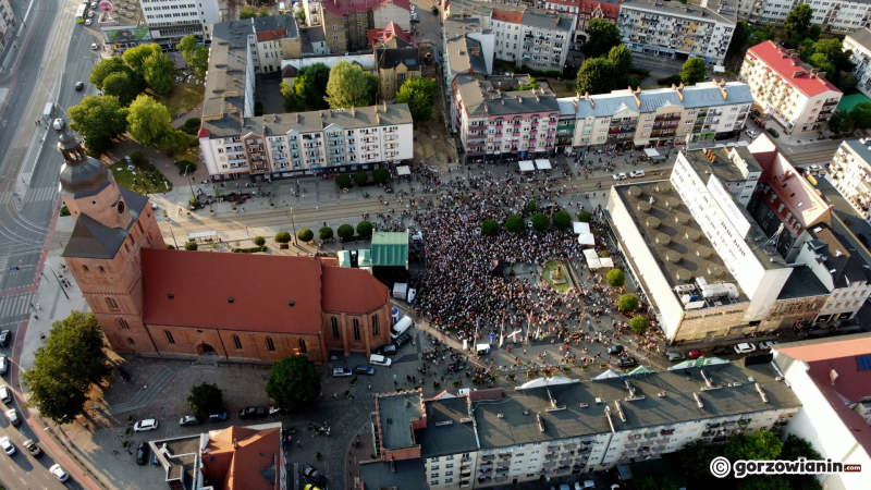 4/19 Mrozu w Gorzowie. Zobacz jak wyglądał koncert na Starym Rynku