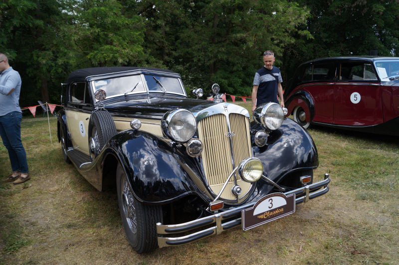 3/29 Prawdziwe motoryzacyjne perełki na zlocie Classica Mierzęcin
