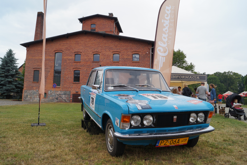 20/29 Prawdziwe motoryzacyjne perełki na zlocie Classica Mierzęcin