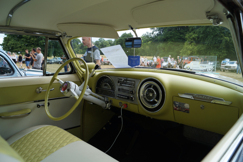 23/29 Prawdziwe motoryzacyjne perełki na zlocie Classica Mierzęcin