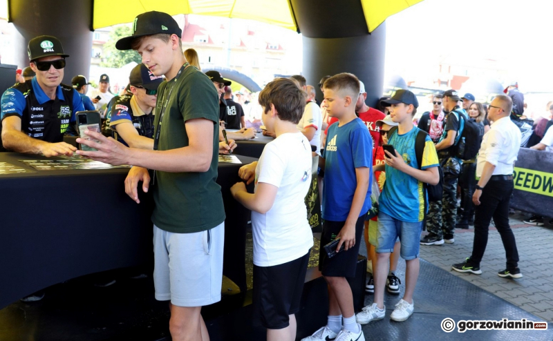 11/21 Sesja autografów przed Speedway Grand Prix w Gorzowie