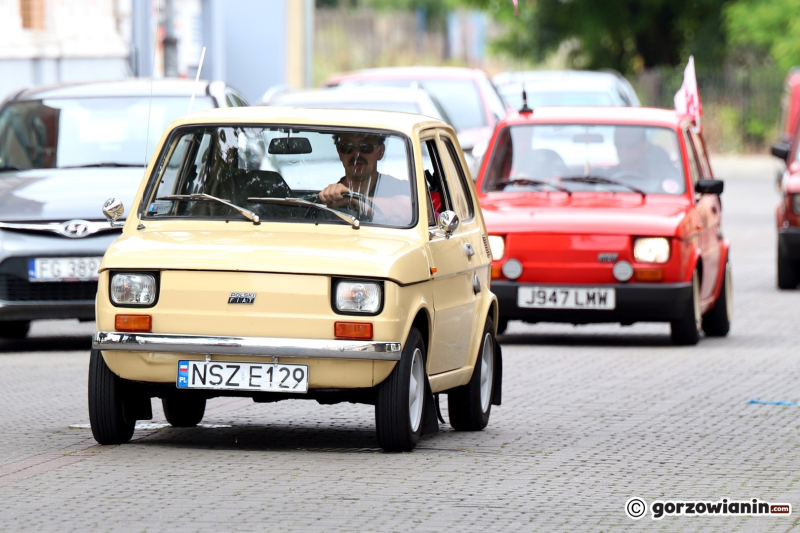 2/20 Kultowe Fiaty 126p zjechały do Gorzowa 