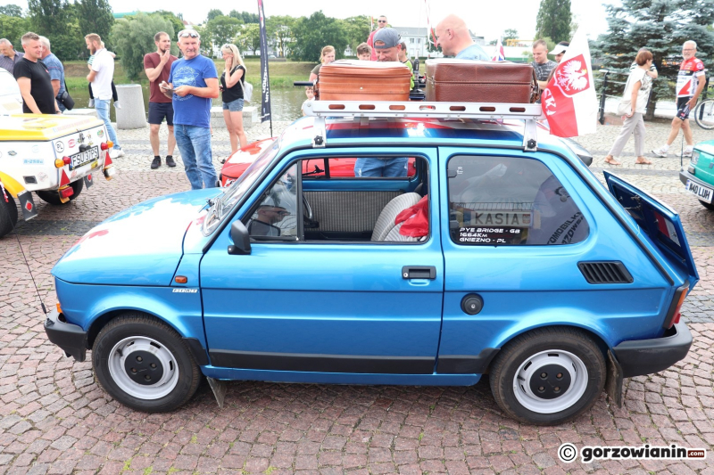 12/20 Kultowe Fiaty 126p zjechały do Gorzowa 