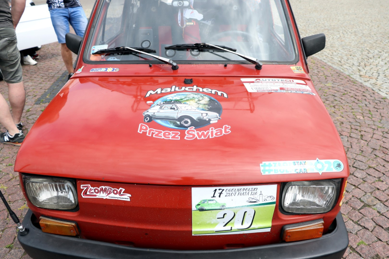 20/20 Kultowe Fiaty 126p zjechały do Gorzowa 