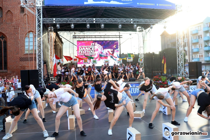 19/61 Koncert otwarcia 27. Festiwalu Tańca Folk Przystań w Gorzowie