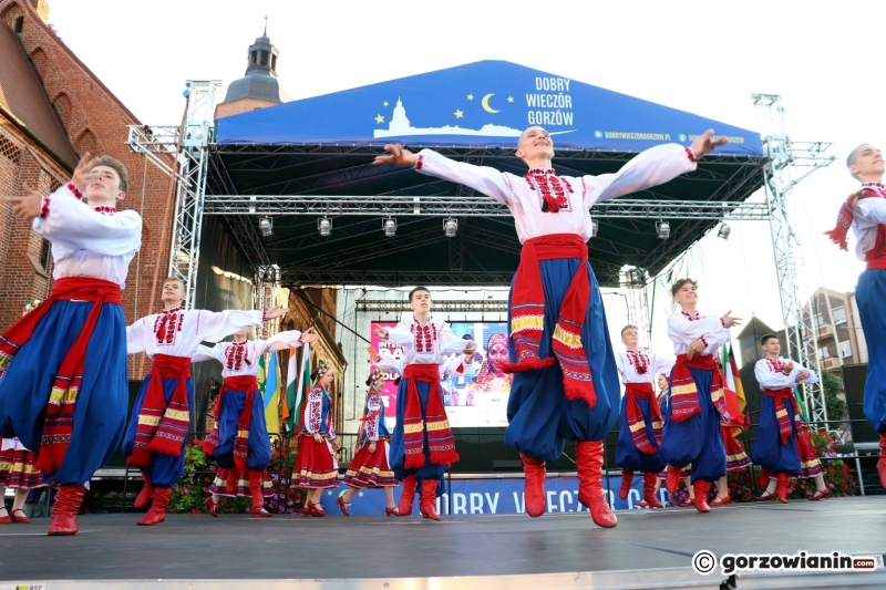 27/61 Koncert otwarcia 27. Festiwalu Tańca Folk Przystań w Gorzowie