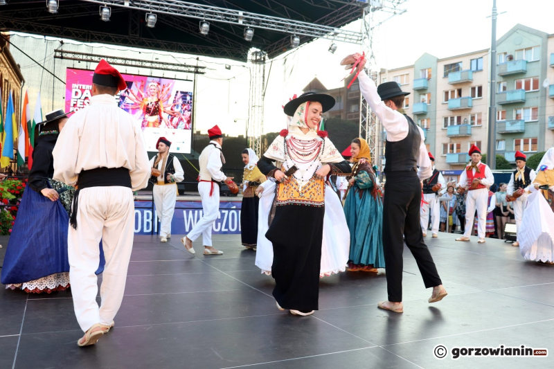 33/61 Koncert otwarcia 27. Festiwalu Tańca Folk Przystań w Gorzowie