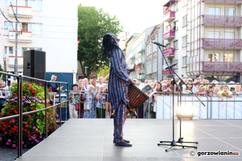 38/61 Koncert otwarcia 27. Festiwalu Tańca Folk Przystań w Gorzowie