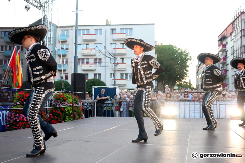 51/61 Koncert otwarcia 27. Festiwalu Tańca Folk Przystań w Gorzowie