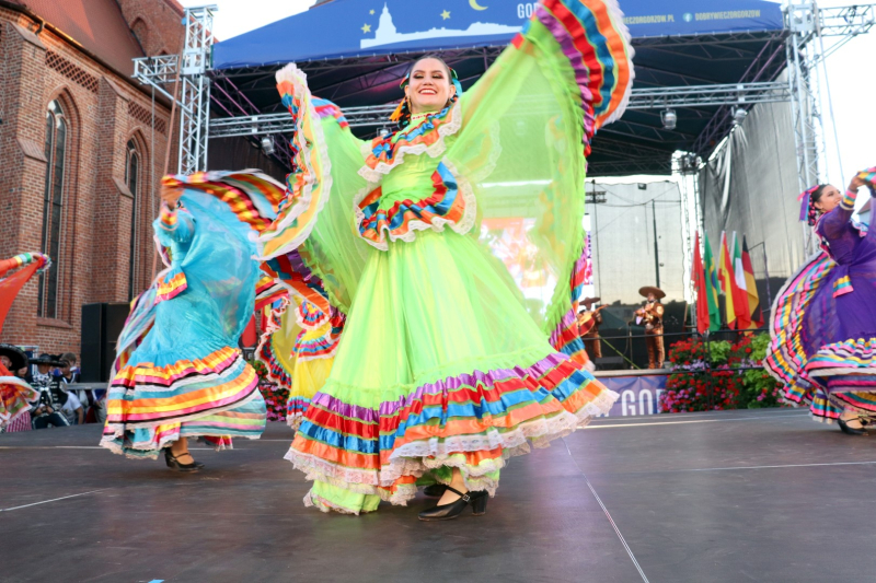 53/61 Koncert otwarcia 27. Festiwalu Tańca Folk Przystań w Gorzowie