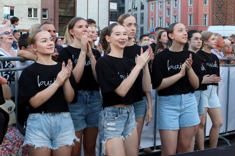 57/61 Koncert otwarcia 27. Festiwalu Tańca Folk Przystań w Gorzowie
