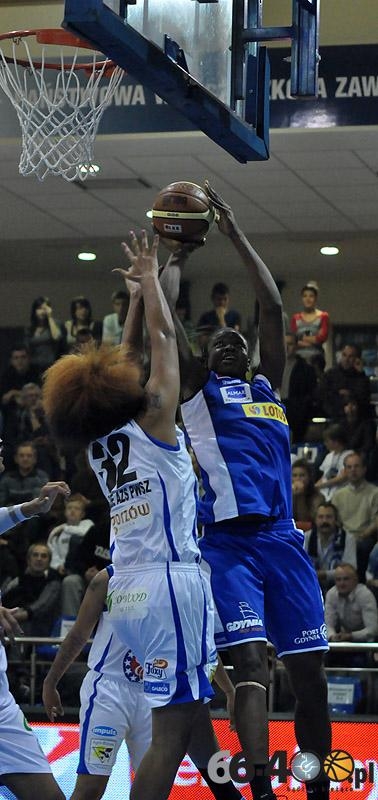 27/43 KSSSE AZS PWSZ Gorzów - Lotos Gdynia 81:63 (25:20, 28:14, 13:19, 15:10)