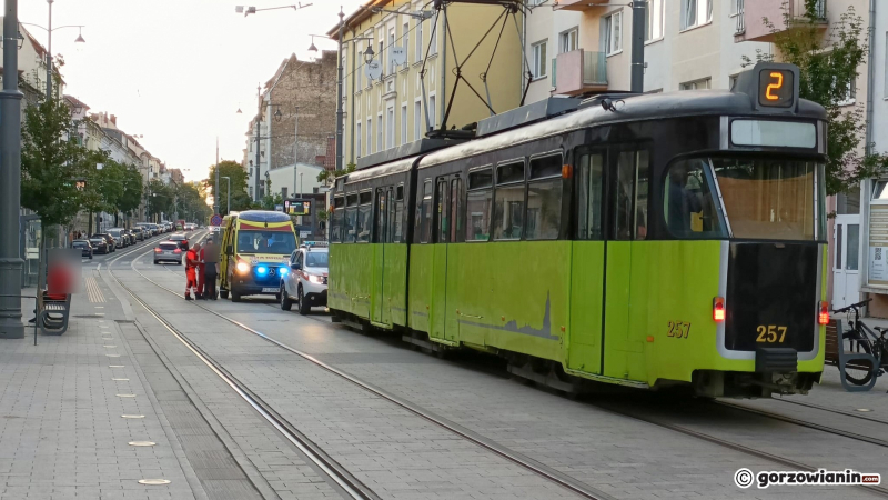 1/5 Pijany mężczyzna rzucił się pod tramwaj przy ul. Chrobrego w Gorzowie