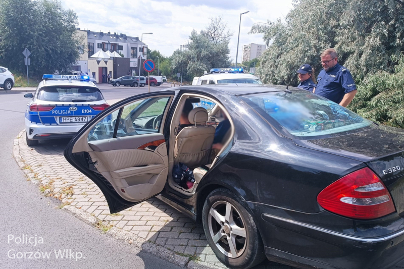 5/5 Policjanci na tropie skradzionej kawy. Zatrzymano czterech mężczyzn